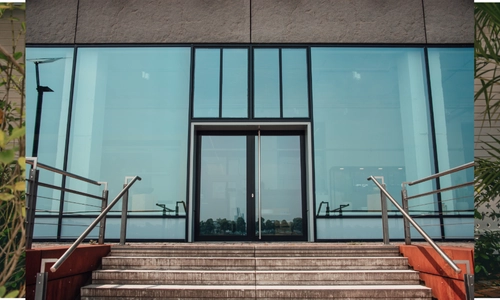 Pivot Dış Giriş Kapı Modeli